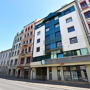  Hostal Dukes Aparthostel - Prywatne, Rynek